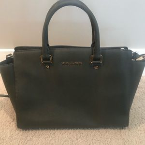 EUC Michael Kors Selma Satchel
